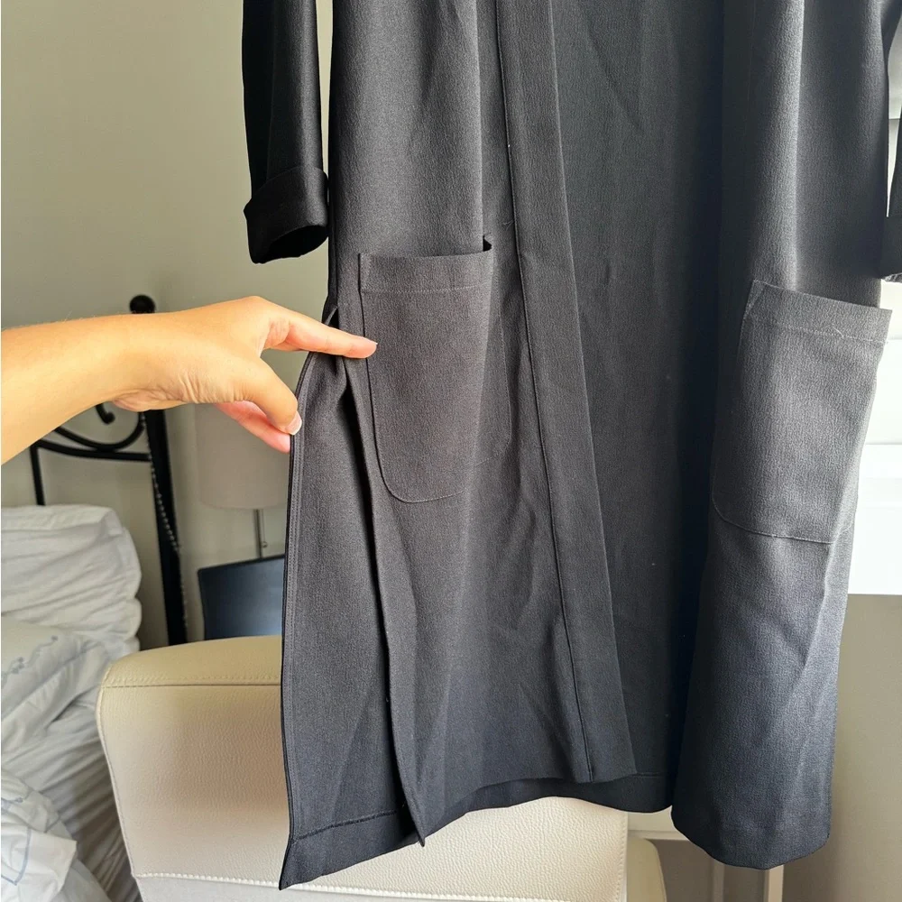 DR2 Elegant Black Cardigan - Picture 2 of 5